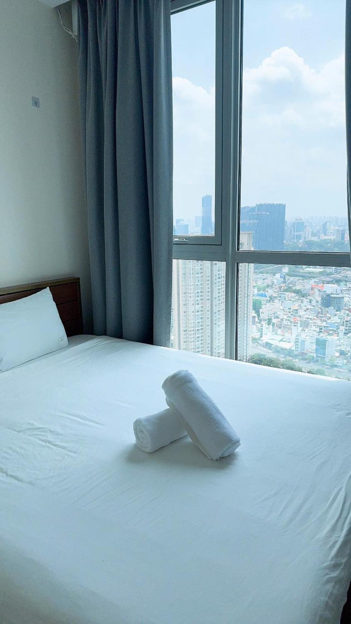 Landmark Vinhomes Park * Ho Chi Minh City